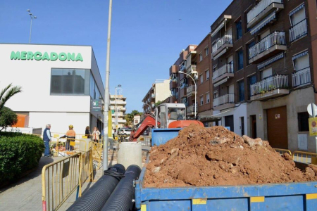 Obres carrers Mercat i Molins Parera